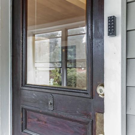 Brand New Stylish Noho Apartment Northampton Exterior foto